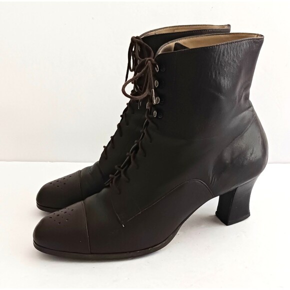 LOFT Brown Leather Lace Up Victorian Ankle Boot Cap Toe Curved Heel 7M - Picture 5 of 15